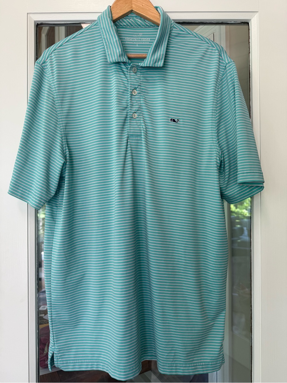 Vineyard Vines Aqua White Striped SUPER SOFT  Men's Polo Sz L. Clean, smoke free